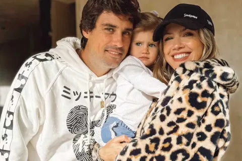 El cuarto de Star Wars en la casa de Stephanie Demner y Guido Pella La influencer, Stephanie Demner mostró un rincón de su nueva casa que causó furor entre sus seguidores. Se trata del cuarto en el que su pareja, Guido Pella, guarda sus objetos de Star Wars.