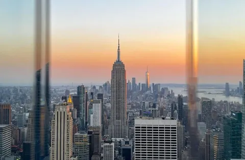 Cinco miradores para admirar el skyline de Nueva York Cinco miradores para admirar Nueva York en las alturas.