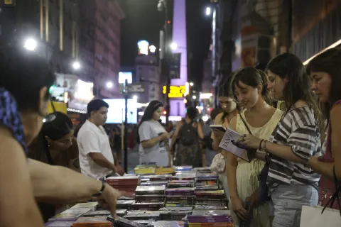 Noche de las Librerías 2024: cuándo es esta fiesta literaria en Buenos Aires Noche de las Librerías 2024: cuándo es esta fiesta literaria en Buenos Aires