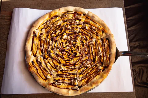 ¿Qué es una pizza bianca y dónde probarla en Buenos Aires? pizza bianca