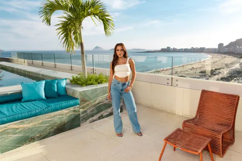 La cantante brasilera Anitta abre las puertas de su hospedaje carioca para festejar el carnaval de Río de Janeiro: ¿cuánto sale pasar la noche? Anitta en Rio de Janeiro.