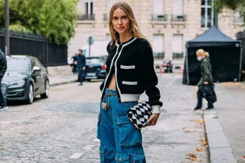 Adiós a los pantalones de vestir: esta es la tendencia que será furor en el invierno 2025 Los pantalones carfo llegaron para quedarse