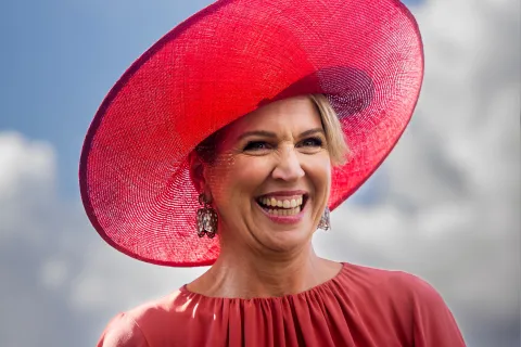 Los looks de Máxima Zorreguieta en su viaje por Kenia: las fotos de los deslumbrantes estilos Los looks de Máxima Zorreguieta en su visita de Estado a Kenia