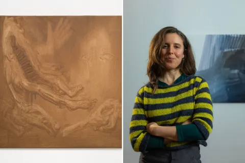 5 muestras de arte para ver en marzo en Buenos Aires Lucía Sorans trabaja los materiales pictóricos con extractos de tierra. En la foto, su obra Mensaje de un río seco.