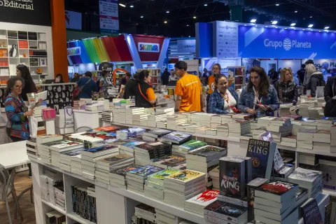 Feria del Libro 2025: cuándo es, cuánto cuesta y cuáles serán las actividades destacadas Foto de la Feria Internacional del Libro de Buenos Aires 2024.