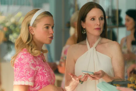 En Netflix, Max, Disney y otras plataformas: estrenos destacados de mayo en series y películas Milly Alcock y Julianne Moore en uno los estrenos destacados de mayo en series y películas.