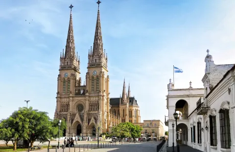 Día de la Virgen de Luján, una oportunidad para visitar ese destino donde la fe se mezcla con los museos Basílica Nuestra Señora de Luján