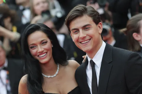 Oriana Sabatini y Paulo Dybala brillan en Cannes 2025: alta costura en la alfombra roja Oriana Sabatini y Paulo Dybala fueron papás