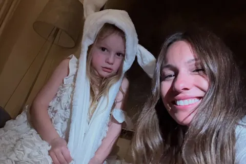 El look de Pampita para el cumpleaños de 4 de su hija Anita: todas las fotos del festejo El look de Pampita para el cumpleaños de 4 de su hija Anita y todas las fotos del festejo.