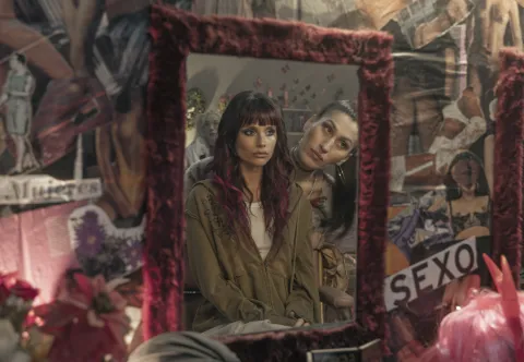 Netflix estrenó el impactante tráiler de En el barro, el spin-off femenino de El Marginal Netflix estrenó el impactante tráiler de En el barro, el spin-off femenino de El Marginal