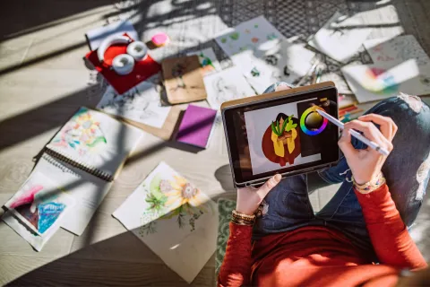 Tarjetas de Primavera 2025: las cinco mejores y cómo crear una personalizada Tarjetas de Primavera 2025: las cinco mejores y cómo crear una personalizada.
