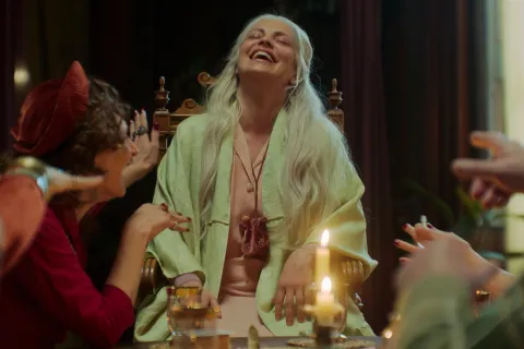 La casa de los espíritus: llega la serie y Dolores Fonzi brilla en esta esperada adaptación La casa de los espíritus: llega la serie y Dolores Fonzi brilla en esta esperada adaptación.
