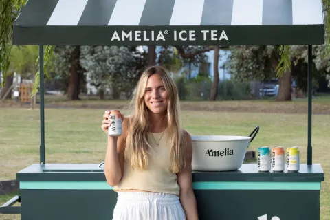 La historia de la emprendedora que apuesta por una nueva forma de consumir té Melisa Retrivi, emprendedora, fundadora de Amelia Ice Tea