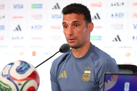 7 frases de Lionel Scaloni sobre liderazgo, trabajo en equipo y éxito que inspiran dentro y fuera de la cancha scaloni