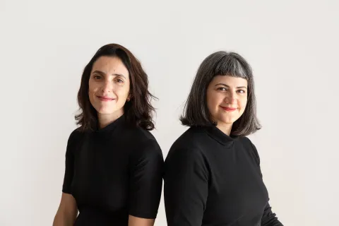 De una papelera creativa a una editorial: la historia de Fera y su apuesta por las escritoras Mara y Victoria, editoras de Fera