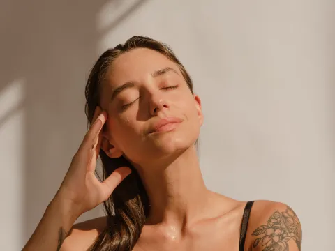 Skincare en invierno: cómo mantener la firmeza y la elasticidad de la piel durante los meses más fríos Piel en invierno