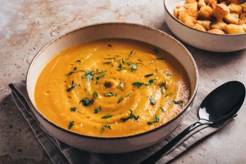 Frío polar: 3 recetas baratas de invierno para enfrentar el frío Una receta tradicional que vuelve cada invierno por ser económica, abundante y muy reconfortante