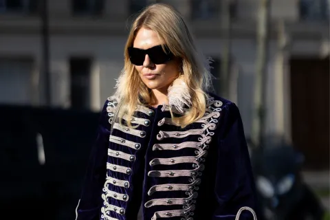 El regreso de la chaqueta militar: la prenda vintage que vuelve este invierno y cómo sumarla a tus looks Chaqueta militar