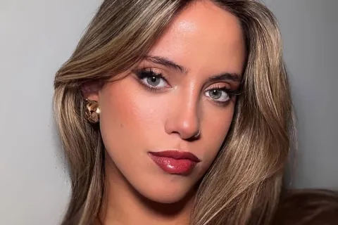 Qué es la trombocitopenia severa, el diagnóstico de Denisse González y por qué puede ser riesgosa Denisse González foto retrato