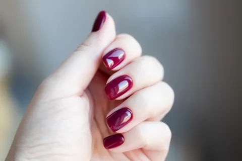Uñas de color rojo