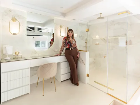 Moria Casan en su casa remodelada