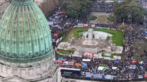 Ley de inviolabilidad de la propiedad privada: qué aprobó el Senado y qué cambia si Diputados la convierte en ley Movilización al congreso contra la ley de tierras