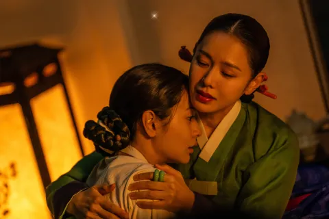 Escándalo, romance y relaciones peligrosas: el nuevo K-drama de Netflix que recupera a Son Ye-jin Escándalo, romance y relaciones peligrosas: el nuevo K-drama de Netflix que recupera a Son Ye-jin