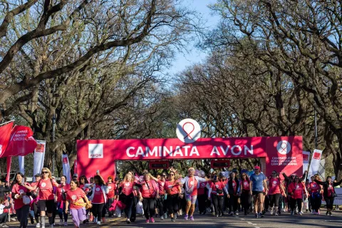 Llega la Caminata Avon: el evento masivo para concientizar sobre el cáncer de mama caminata Avon