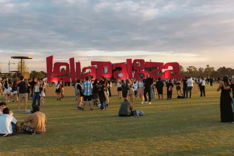 Lollapalooza Argentina 2027: de Charli xcx a The Killers y TINI, este es el line up completo del festival Lollapalooza Argentina 2027: de Charli xcx a The Killers y TINI, este es el line up completo del festival.