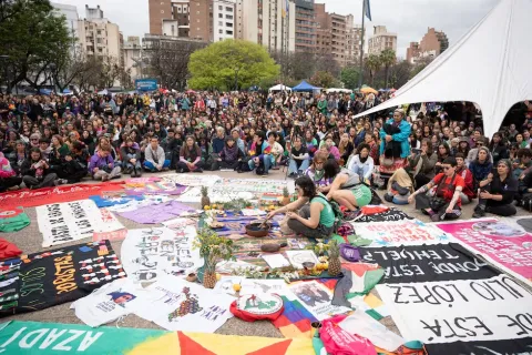 Fui al Encuentro Plurinacional de Mujeres y Disidencias con mis hijas y entendí el poder de encontrarnos y escucharnos encuentro plurinacional de mujeres y disidencias en córdoba