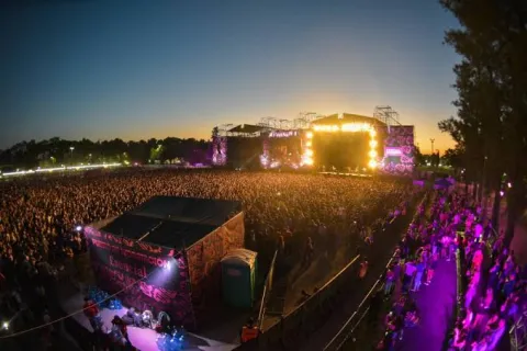 Octubre se llena de planes: festivales, música, arte y experiencias para agendar Planes imperdibles de octubre