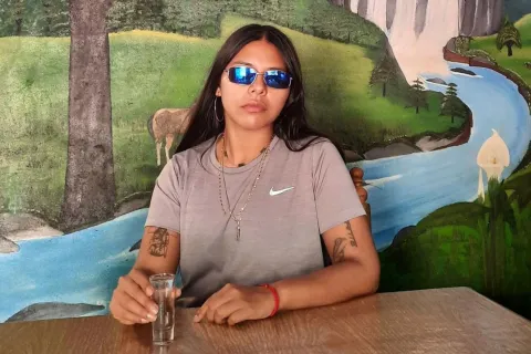 Es argentina, tiene 33 años y se convirtió en la única productora mujer del disco Motomami de Rosalía Foto: Instagram/@tayhana_