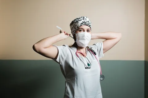 Ellas nos cuidan. 4 profesionales de la salud cuentan cómo viven la pandemia desde adentro 3D3NYWH7SJETVFQFQAJB3Q6XQA.jpg