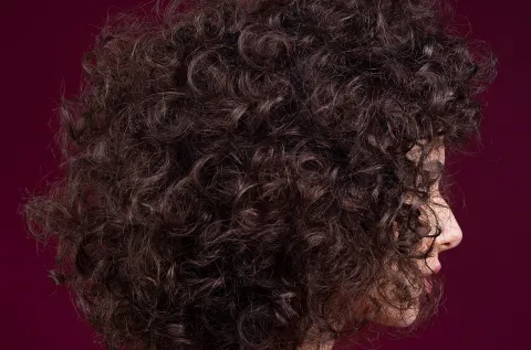Cómo cuidar tu pelo en invierno Te contamos qué se usa esta temporada y cómo cuidar tu cabello de las bajas temperaturas.
