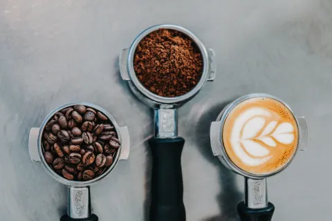Café de especialidad: ¿cuáles son los lugares de Buenos Aires en donde podés probarlo? Foto: Nathan Dumlao/Unsplash