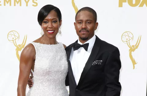 Hollywood toma las redes para mostrar su apoyo a Regina King ante la muerte de su hijo, Ian Alexander Jr ARCHIVO - Regina King, a la izquierda, y su hijo Ian Alexander, llegan a la 67ma entrega de los Premios Emmy Primetime en el Teatro Microsoft en Los Ángeles, el domingo 20 de septiembre de 2015. (Foto de Danny Moloshok/Invision para la Television Academy/AP Images, Archivo)