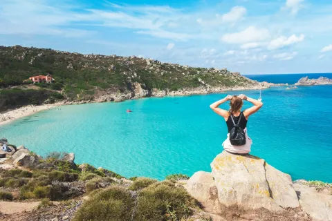 Blue zones: estas son las ciudades en donde viven las personas más longevas del mundo Sardinia (Italia). Foto: Canva
