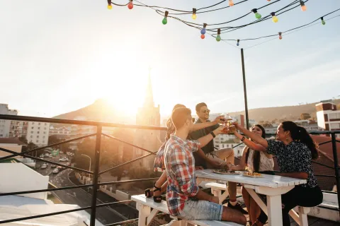 Decime de qué signo sos y te digo cómo festejás tu cumpleaños De una fiesta con todos tus conocidos a un encuentro casero con los más queridos, cuál es el festejo ideal para cada signo
