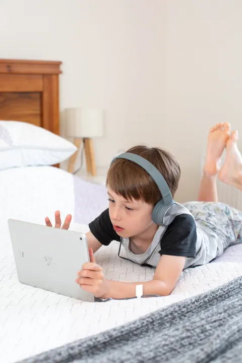 Metaversos infantiles. Cómo acompañar y supervisar a los chicos para que jueguen en entornos virtuales sin riesgos Metaversos infantiles