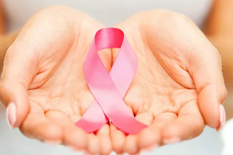 El principal factor de riesgo de cáncer de cuello uterino es la infección por HPV: ¿Cómo cuidarte? El cáncer de mama y de cuello uterino están entre las principales causas de muerte en la mujer a nivel global.