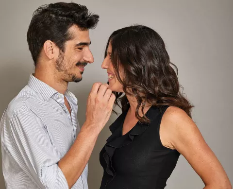 Luciano Lutereau y Verónica Buchanan hablan de parejas abiertas, citas virtuales y el nuevo amor tecnológico Luciano Lutereau y Verónica Buchanan, psicoanalistas; esperan su primer hijo juntos