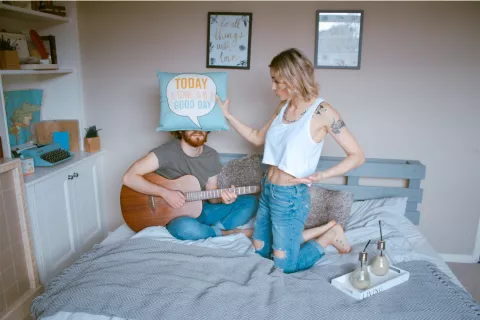 ¿Tu pareja te potencia o te achata? Claves para profundizar -o no- tu vínculo ¿Tu pareja te potencia o te achata? Claves para profundizar el vínculo o comenzar a preguntarte sobre el tipo de relación que buscás.