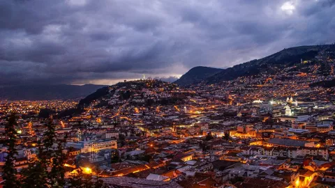 Quito y su noche en la mitad del mundo D4EO5DYEMZC3FAHFM4V7CPEUMQ.jpg