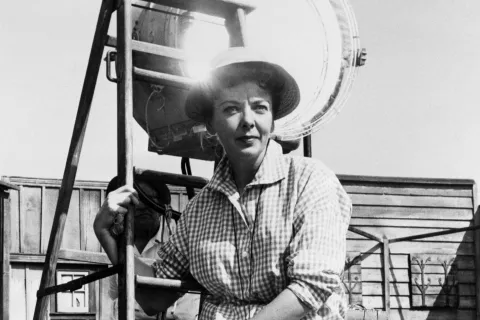 ¿Quién fue Ida Lupino? Rechazó a Ronald Reagan y se convirtió en una de las primeras directoras mujeres Foto: Ida Lupino