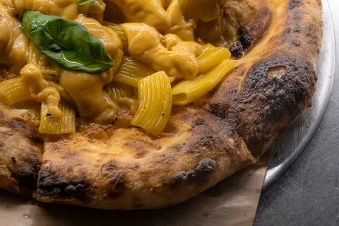 ¿Cuáles son las pizzas más raras que podés probar en Buenos Aires? Foto gentileza de The Pizza OTL