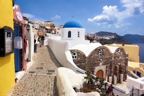 Los diez destinos europeos fuera del circuito turístico que no nos podemos perder Esta pequeña ciudad de Grecia es uno de los diez destinos que te enamorarán de Europa.