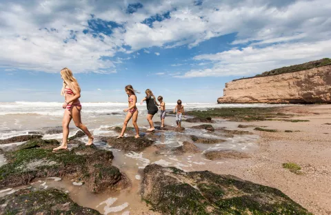 Planes playeros: compras, fiestas y circuitos nuevos desde Pinamar a Punta del Diablo EIKEPXBS5ZFBHBP47BC26UMXWI.jpg