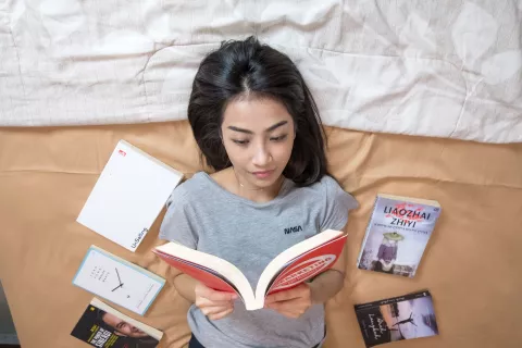 ¿Cuáles son los libros que más esperamos en 2022? Foto: Marga Santoso/Unsplash