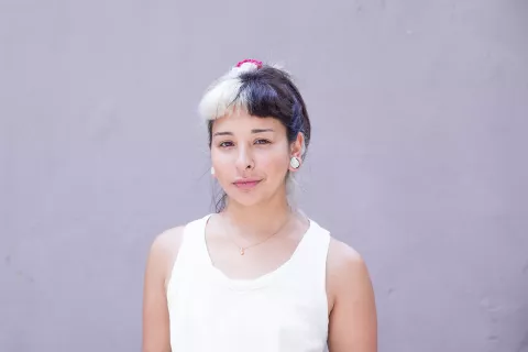 Chica de tapa OHLALÁ!: “Necesitaba representar esta dualidad que todos tenemos” El pelo de Yamila resultó ser el mayor reflejo de su búsqueda personal. Ella cuenta su historia en libertad y con mucha humildad, aunque quizá, nadie la exprese mejor que su pelo.