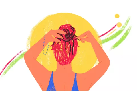 El pelo recogido con el moño bun o rodete pulpo es el peinado de este verano